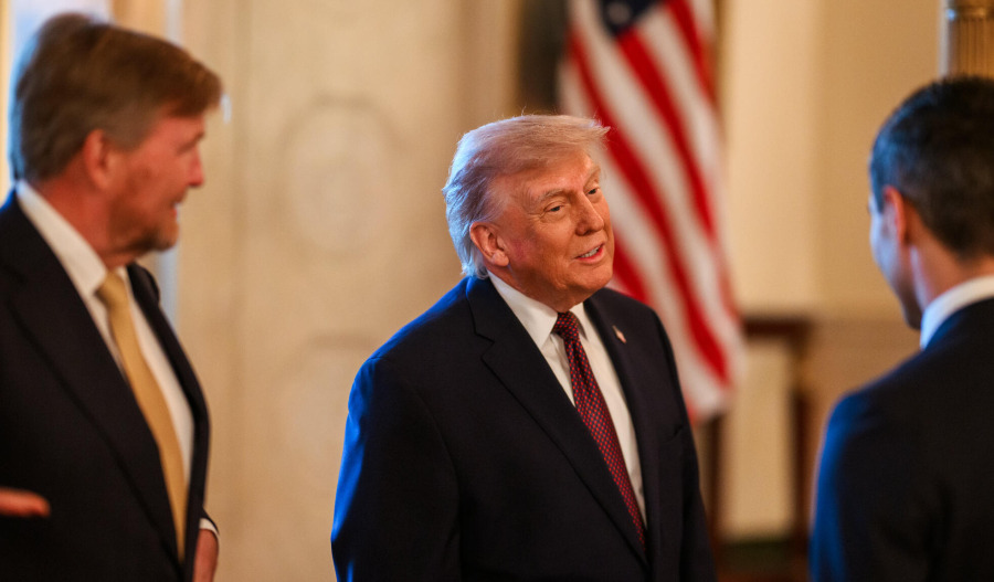 Trump extends Iran ceasefire as talks delayed