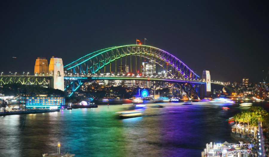 ASX extends declines as miners drag market lower