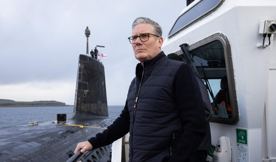 Starmer and Trump discuss reopening Strait of Hormuz