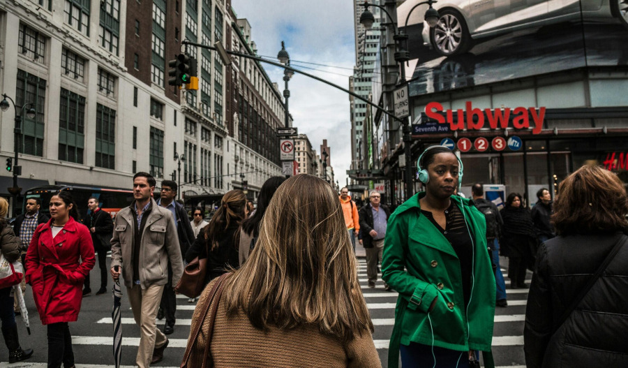 US consumer sentiment falls to all time low