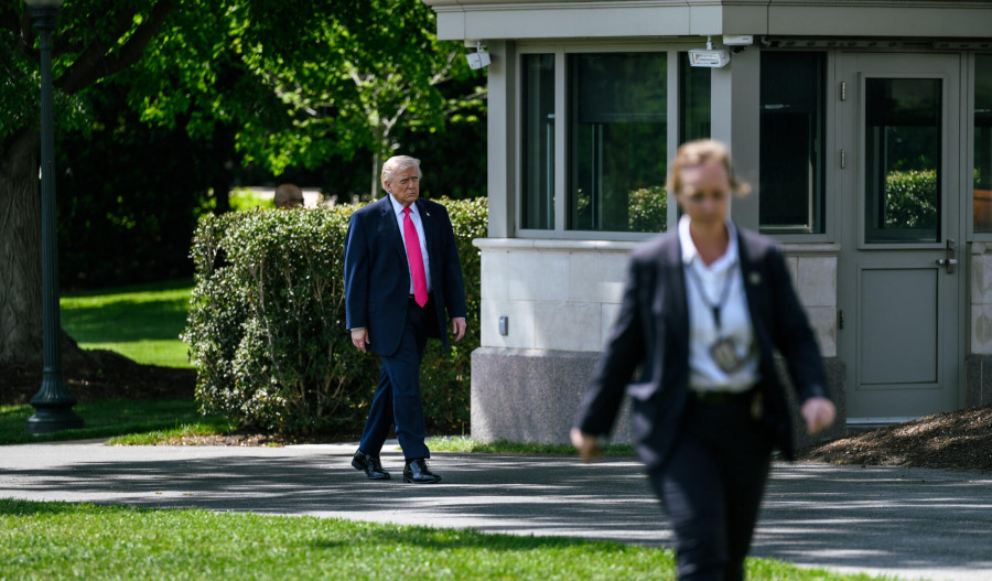 Trump weighs Iran proposal amid stalled talks