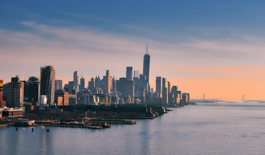 US futures tick up; earnings in focus