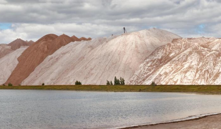 Farm output at risk as fertiliser prices surge