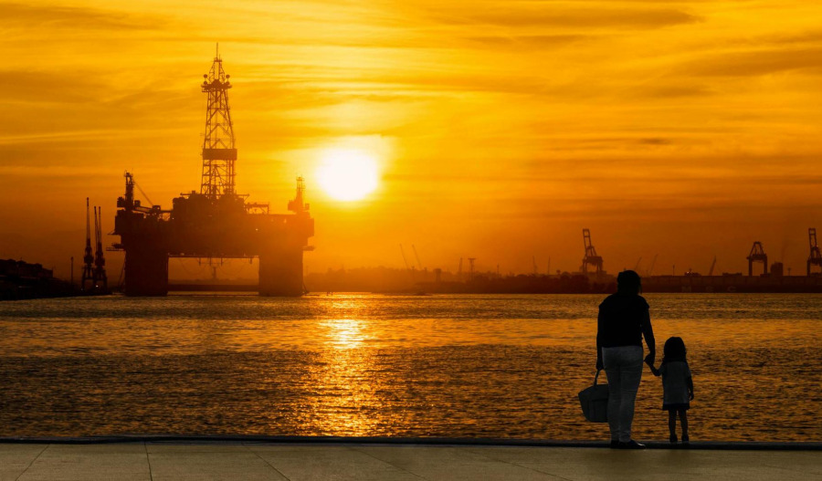 Oil jumps amid reports of US strike plans on Iran