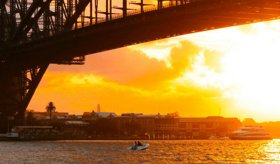 ASX logs 8th loss as oil surge hits sentiment