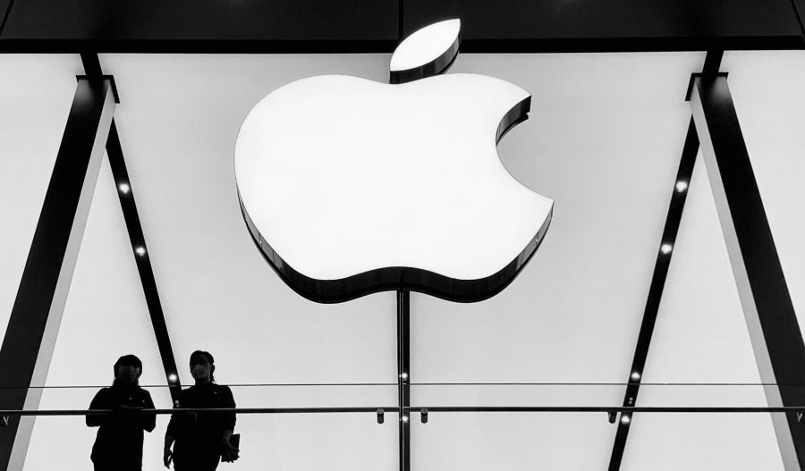 Apple beats estimates for Q2 earnings and revenue