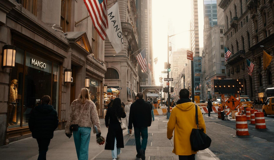 US inflation jumps as growth falls short in March