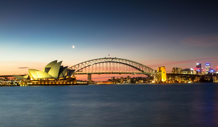 ASX dips 0.2% as RBA hike weighs on banks