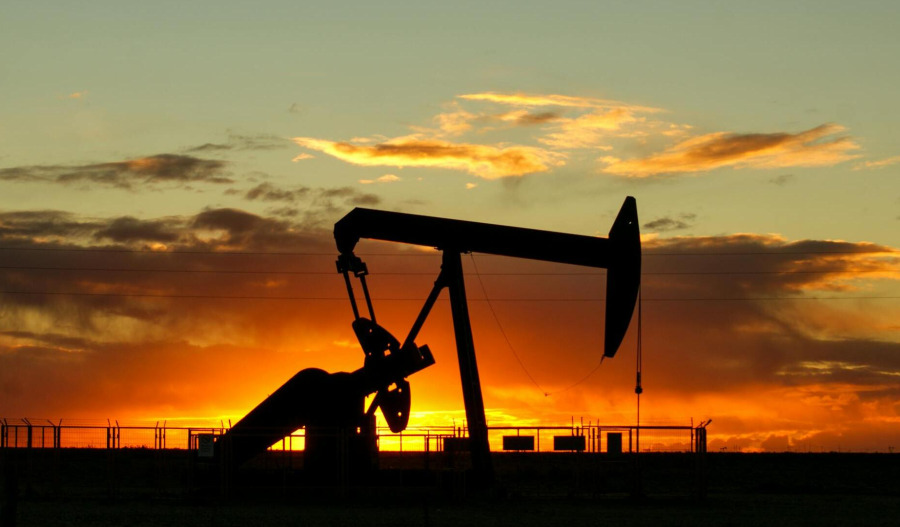 Oil eases as Trump pauses planned Iran strike