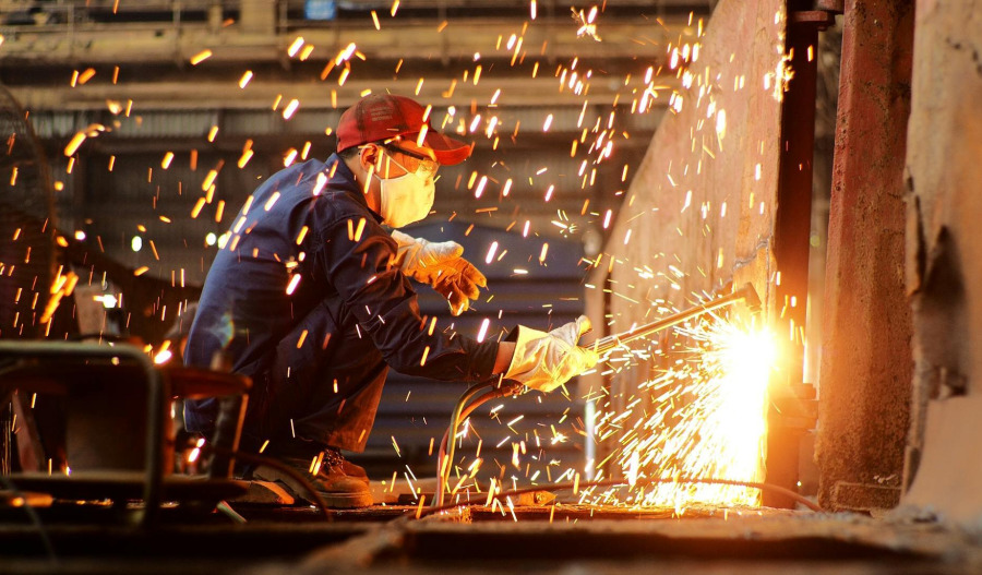US ISM manufacturing PMI hits 4yr high in May
