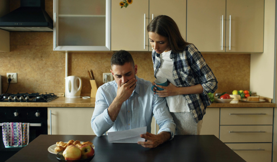 NY Fed: Household financial outlook deteriorates