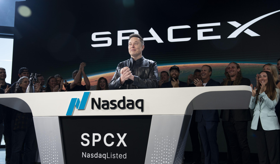 Compute Economy Pt 1: SpaceX a data centre wearing a rocket