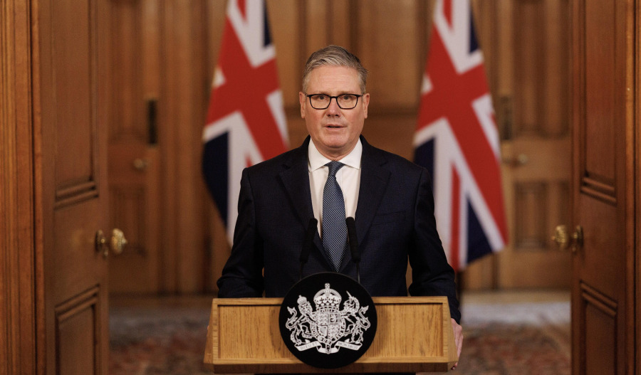 Starmer resigns as UK Prime Minister