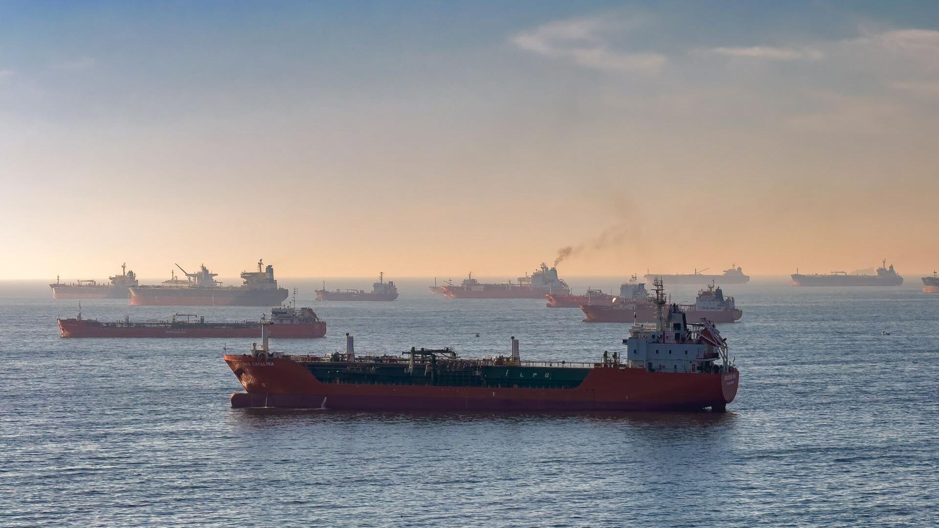 US eases Iran oil sanctions for 60 days