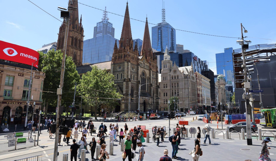 ASX 200 opens 0.4% lower; unemployment data on tap