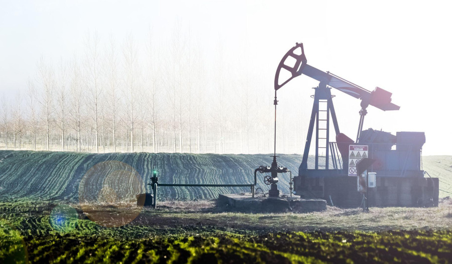 Oil ticks higher as markets assess supply recovery