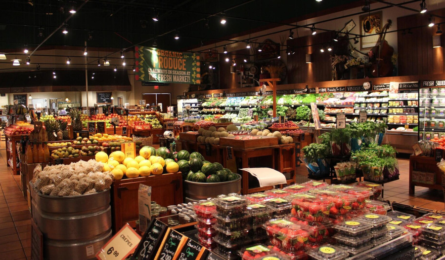US retail sales rise; consumer spending holds