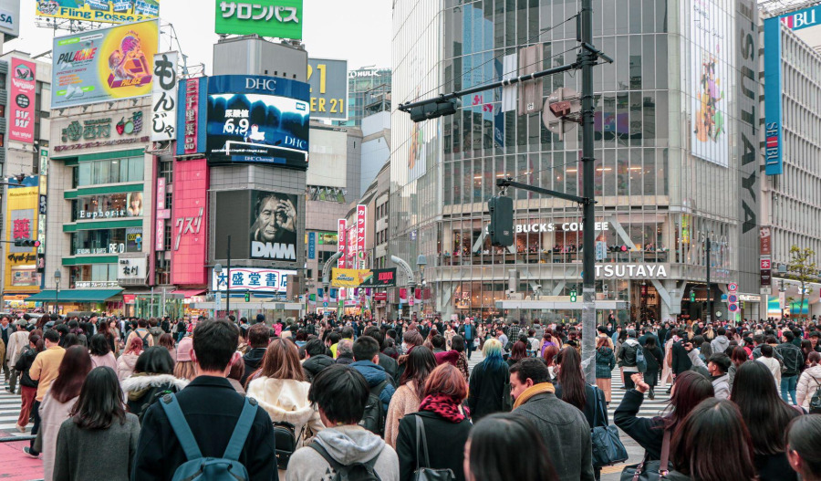 APAC mixed; investors monitor easing M.East tensions