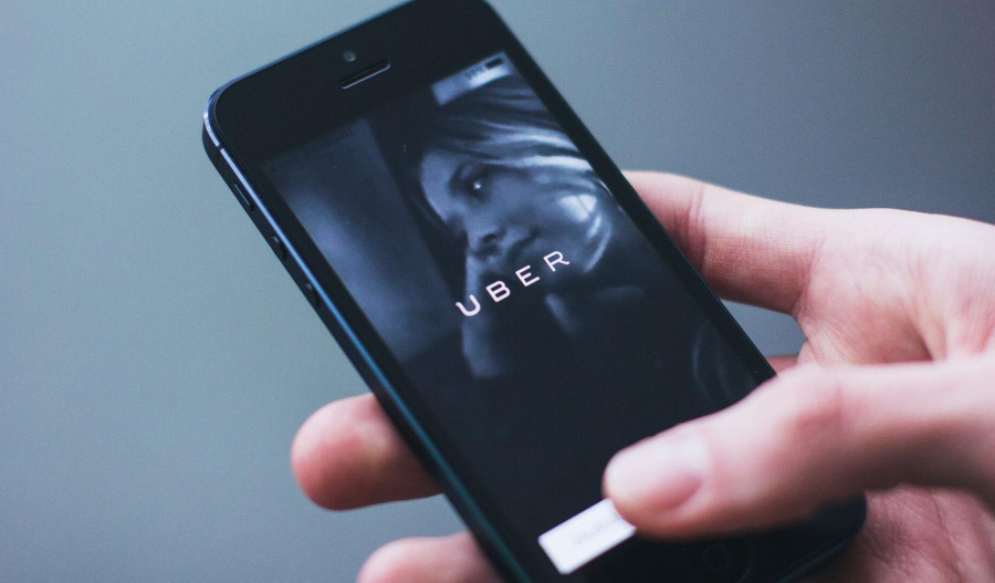 Uber shares fall 5.3% amid weak outlook