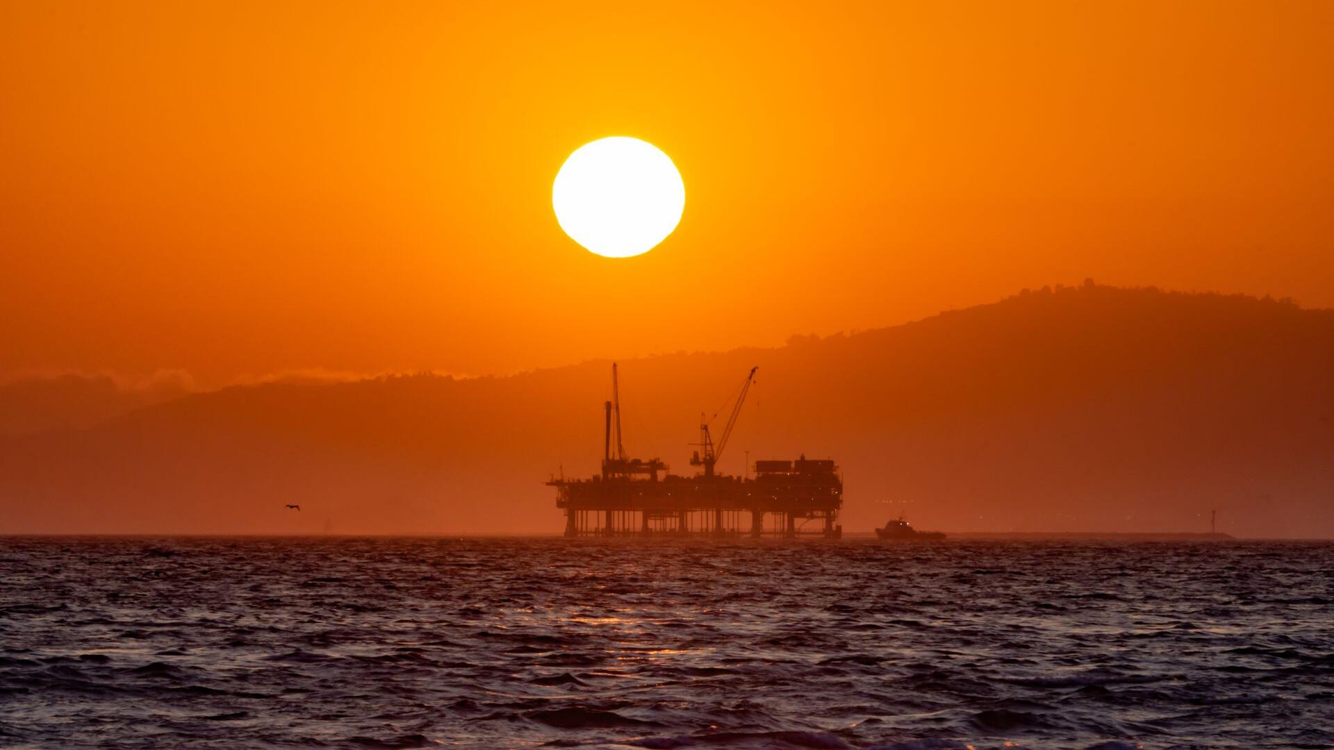 Oil prices slide; Iran-Oman talks revive Hormuz hopes
