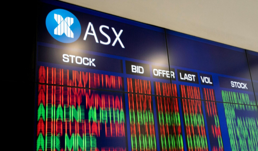 ASX falls 1% as tech, miners slide
