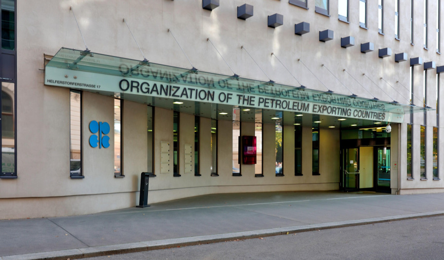 OPEC+ keeps October oil output policy unchanged