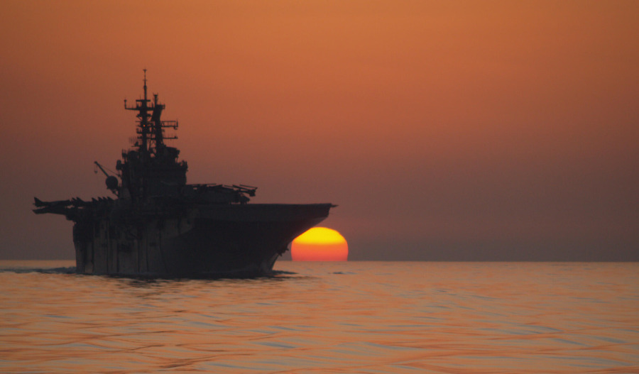 US forces strike Iran-linked oil tankers