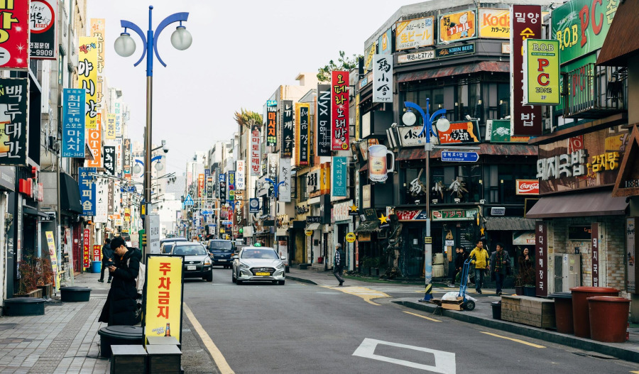 APAC markets fall; rising oil prices in focus