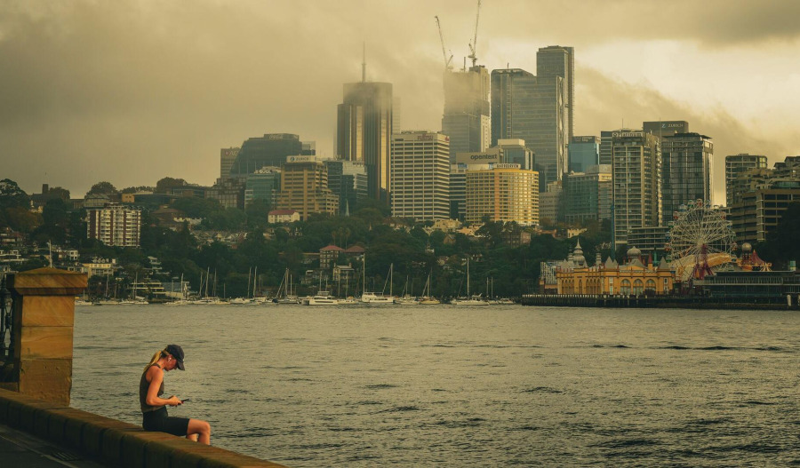 ASX set to fall as oil and bond yields extend gains