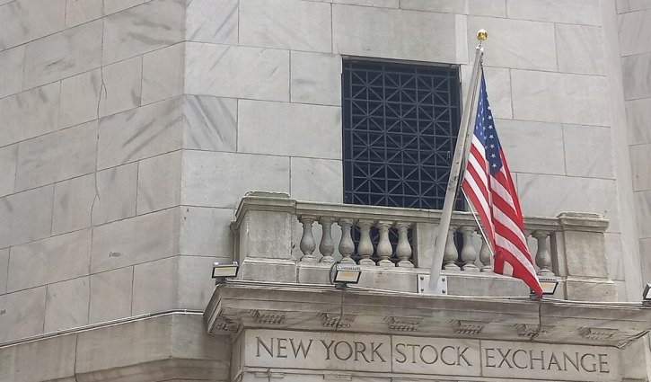US stock futures ease; GameStop falls after earnings