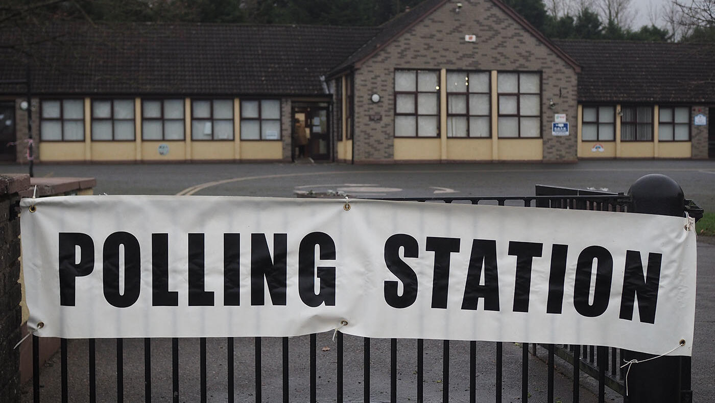 Ireland's election takes pro-business turn, voters unhappy
