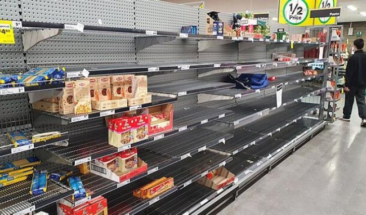 Retailer Woolworths checks out cost of union dispute