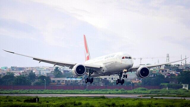 Qantas to pay sacked ground workers a record $120m