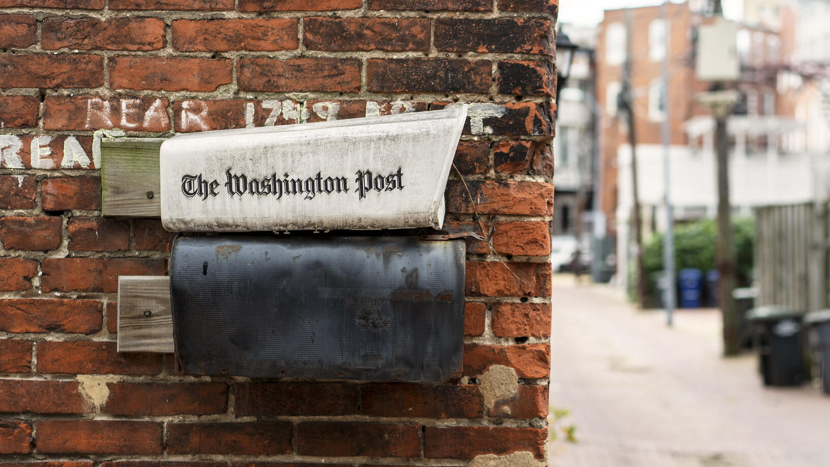 Washington Post 'struggling' to fill top newsroom job