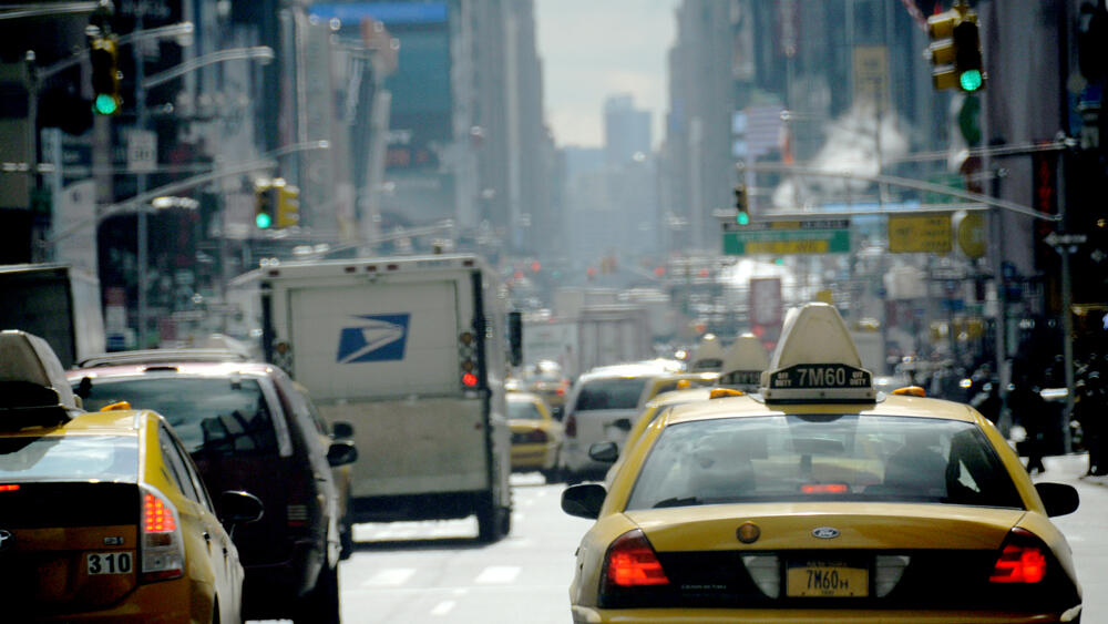 New York City launches first congestion charge scheme