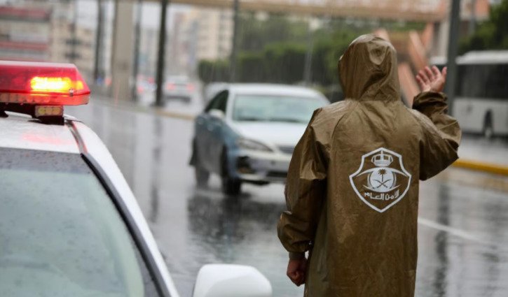 Mecca floods after torrential rain smashes Gulf Kingdom