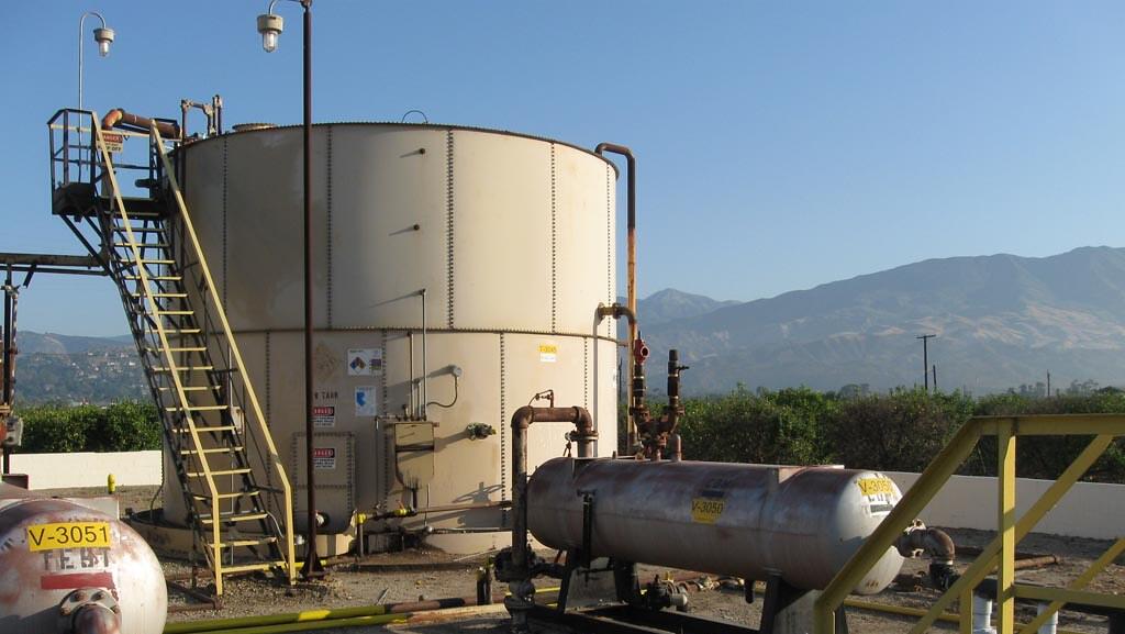 Oil prices retest 5mth highs amid supply concerns