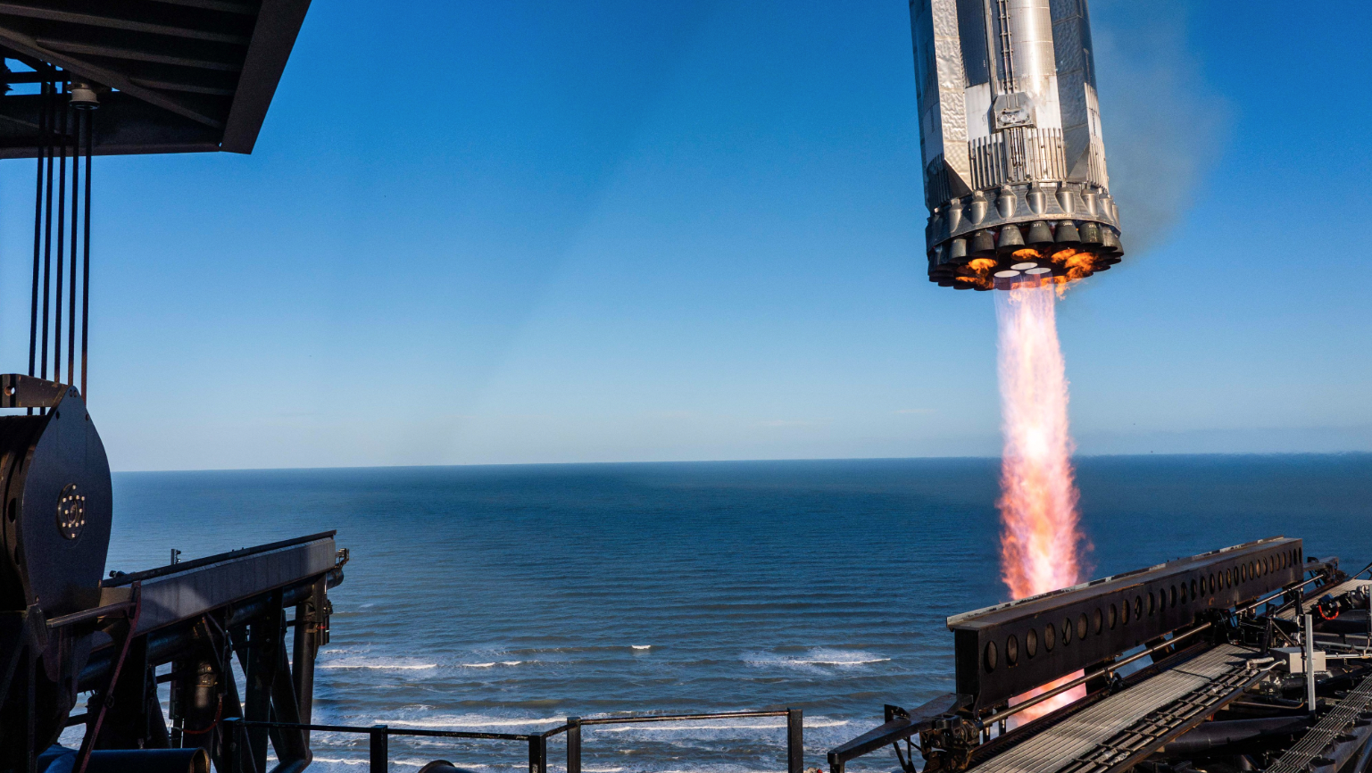 Rapid 'disassembly': SpaceX rocket launch fails
