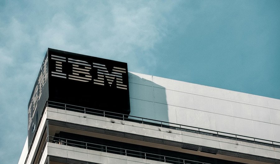 Shares of IBM rise following a positive earnings report
