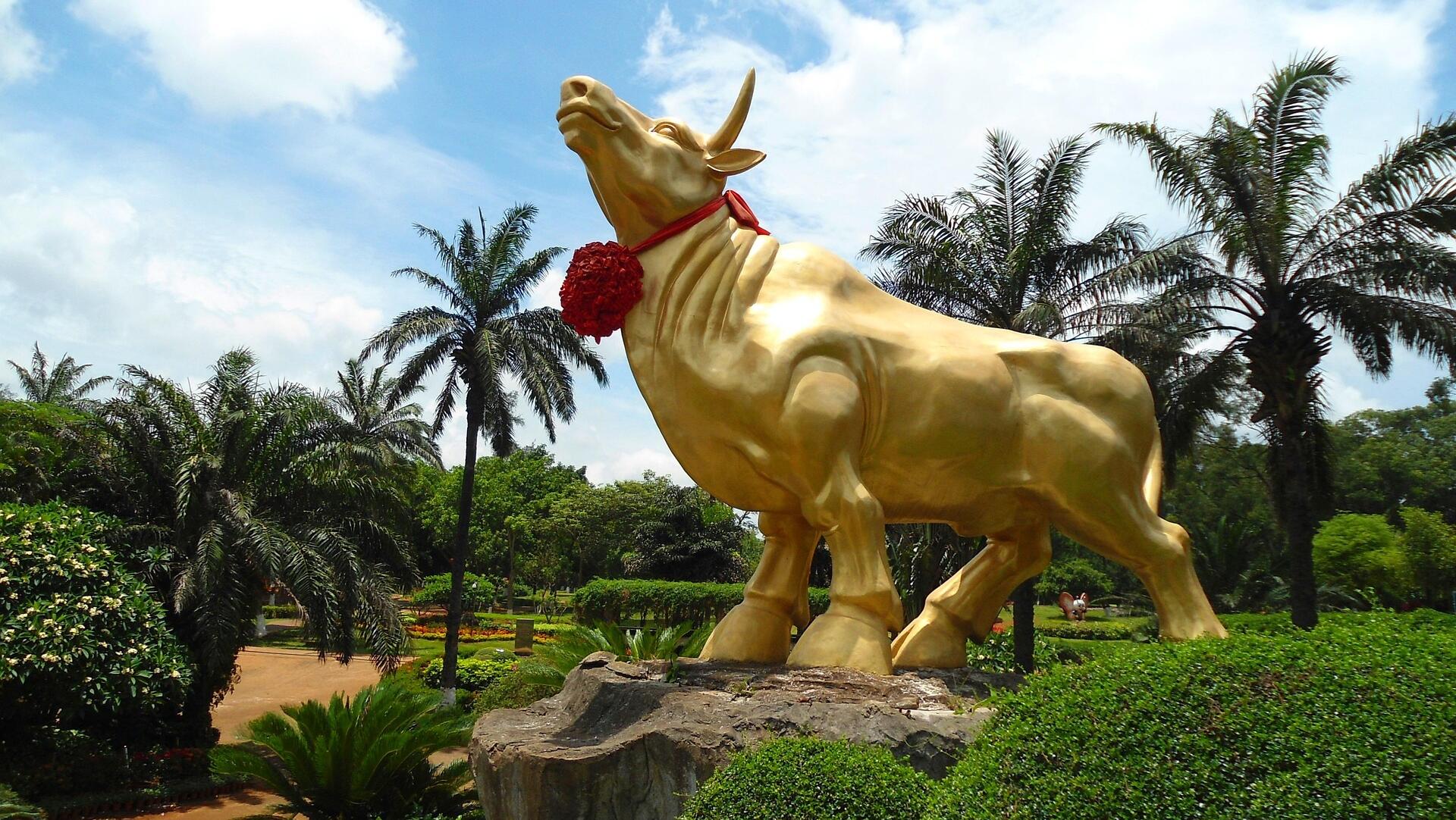 Record prices are good news for ETF gold plays