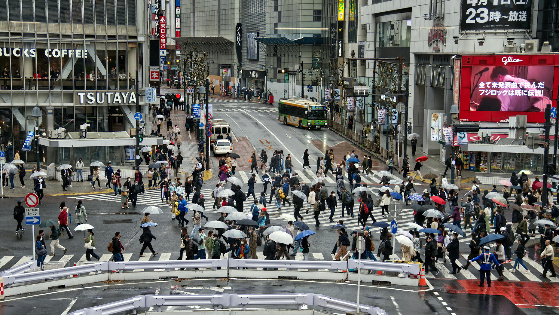 APAC markets in mixed territory; data in focus