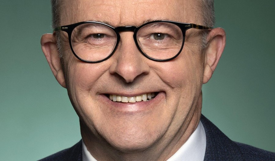 Poll: Labor in trouble despite Medicare health splurge
