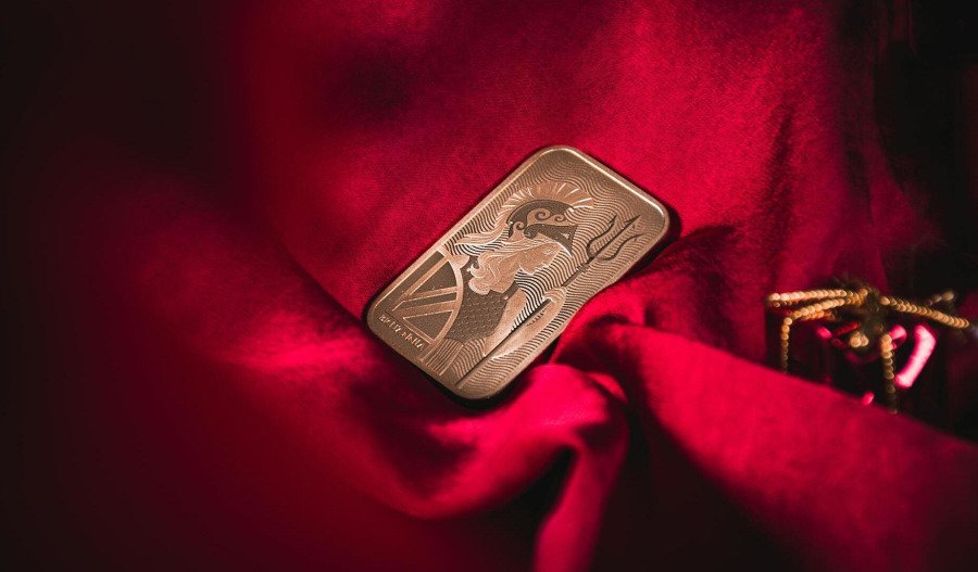 Gold laments near 3wk lows; US PCE inflation data ahead